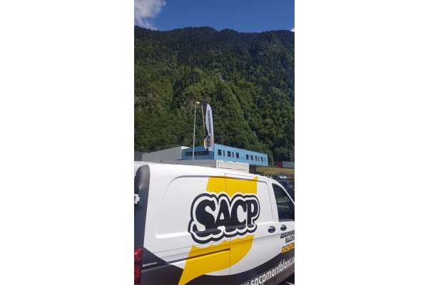 EN ATTENDANT LES CONGES D'ETE SACP MET LES VOILES ......... - Sacp Mont-Blanc